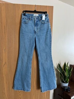 Abercrombie & Fitch The Vintage Flare High Rise Light Blue Flared Jeans